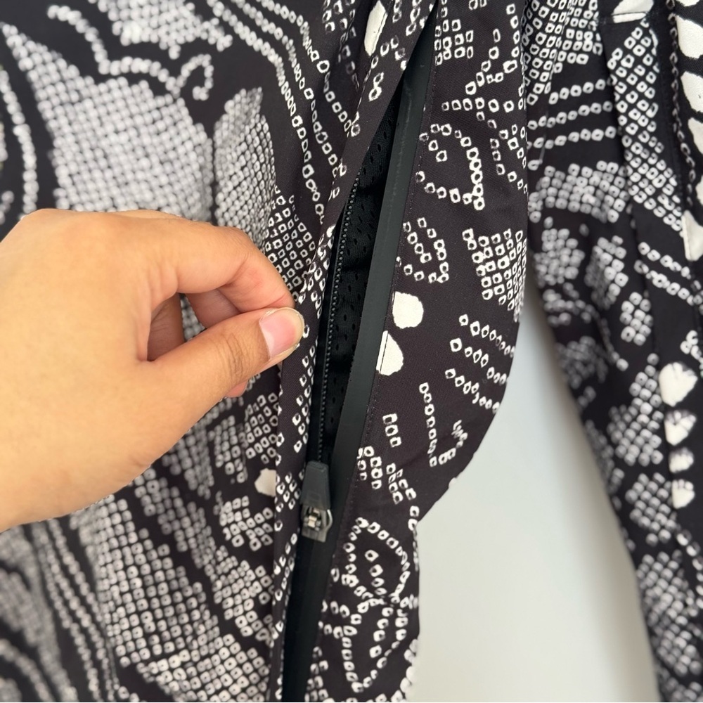 New Free People Movement Bunny Slope Printed Ski Pants In Midnight
Combo - Picture 11 of 16